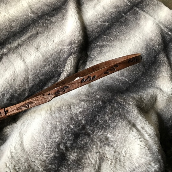 Genuine Leather Floral Stamped Belt - Picture 4 of 5